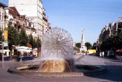 Place Drouet d'Erlon  Reims, fontaine de la Libert et fontaine Sub